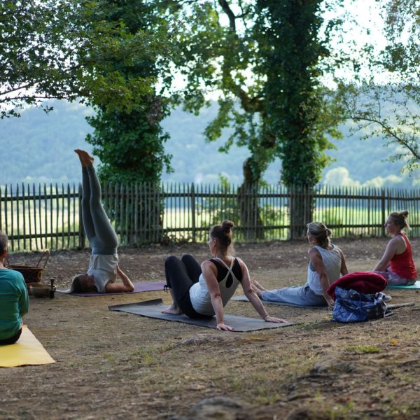 Village-de-la-Madeleine-Périgord-Cours-de-yoga-8